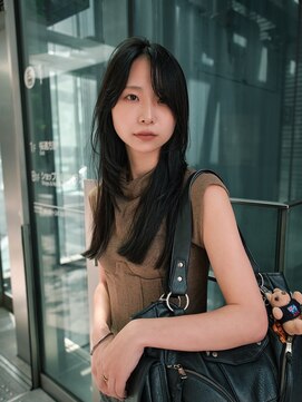 グリップ(GRIP) ロングのフェイスレイヤーとグレージュ