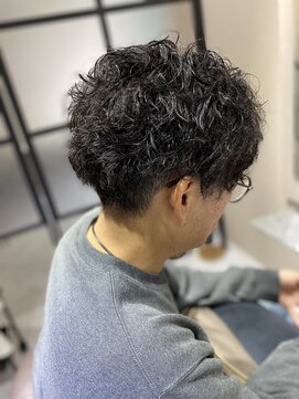 あお へあさろん メンズパーマスタイル