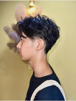 アクセント(ACSENT)の写真/ミディアムレイヤーから短髪まで幅広く対応可能。流行りの"曲がる縮毛矯正"なども、お任せください！