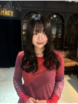ノラキチジョウジ(NORA KICHIJOJI) 顔周りレイヤーカットシースルー バング耳かけくびれミディアム