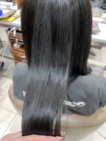 ピークアブー アヴェダ ギンザシックス(PEEK-A-BOO AVEDA GINZASIX)&nbsp;透明感カラーオイルカラーオーガニックカラーネイビー◆