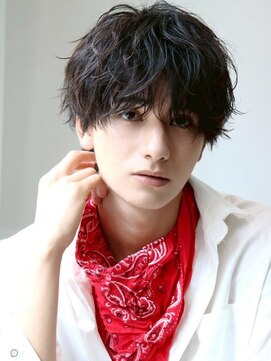 ルーシー 名古屋栄(LUCEY) センターパートニュアンスパーマフェザーパーマ波巻きパーマ