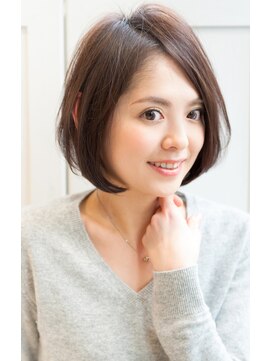 リル 8F 銀座(Rire) 【Rire-リル銀座-】美シルエット☆耳かけナチュラルボブ