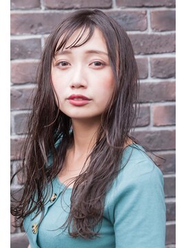 エイミー(Aimee) Aimee ゆるふわロング×シアーベージュ