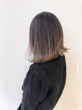 トゥルークリエイション 久喜(True Creation) アッシュグレージュグラデーション