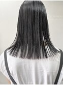 切りっぱなしロング＿ブラントカット＿ダークグレイ