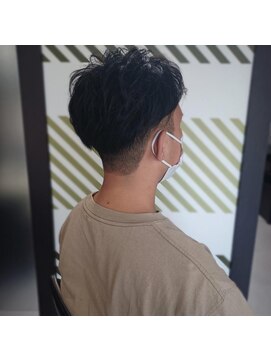 バーバーバー 都賀(BARBER-BAR) ツーブロック七三