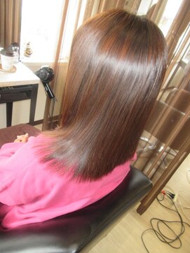 コア フィール ア デイ(COIFFURE A DAY) 【M3D ロング】当店人気メニューM3Dトリートメント