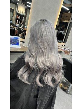 ラピス 大阪心斎橋店(Lapis) ホワイトアッシュ