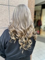 フツーロ 栄(FUTURO)&nbsp;プルエクステ