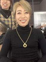 ビューエヒメ(VIEW EHIME)&nbsp;小顔カットショートボブ大人可愛いアッシュオリーブ