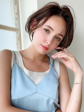 ウシワカマル ミライ(USHIWAKAMARU MIRAI) 耳かけショート