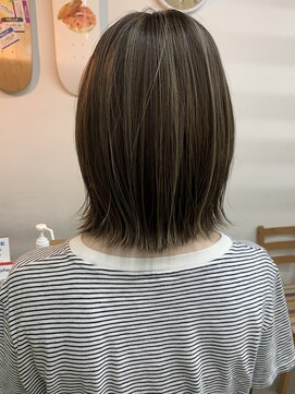 キューズ クラブ(cuz KLUB) 【cuzKLUB】レイヤーボブ×馴染ませハイライト＊池袋