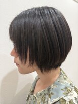 ルヴェール 茜部店(Le Vert) 顔周りレイヤーとショートボブ