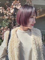 ビープ(beep) 艶感ピンクの上品ラインボブ