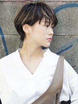 シック(sick) マッシュショート