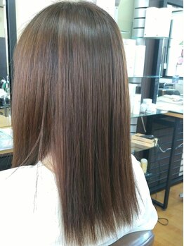 ヘアーアンドメイク ビディア(HAIR&MAKE BIDEA)の写真/【クセ毛・広がる髪にお悩みのあなたに☆】髪の状態を見て、ダメージレスでナチュラルにクセを抑えます♪