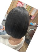 切りっぱなしボブ/暗髪/ぶつ切りボブ