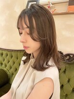 伸ばしかけでも可愛く！ミディアムヘア【レイヤースタイル】