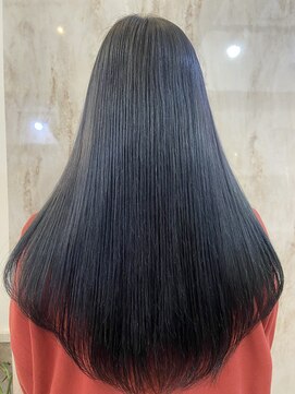 ラビス(Lovis) ミディアム/暗めカラー/デザインカラー/フェイスフレーミング