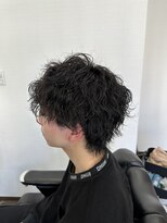 エイト(AITE)&nbsp;ツイストスパイラルパーマセンターパート<理容室>川口鳩ヶ谷110