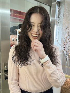 ポピンズ(poppins) ふわふわドライパーマ