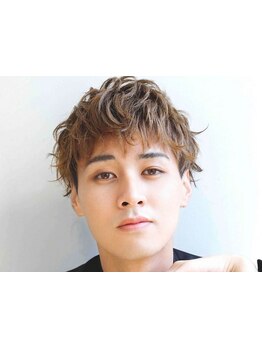 《横浜駅6分》「メンズの眉や身だしなみがわからない」そんなメンズのお悩みもcallingへ!〔メンズカット〕