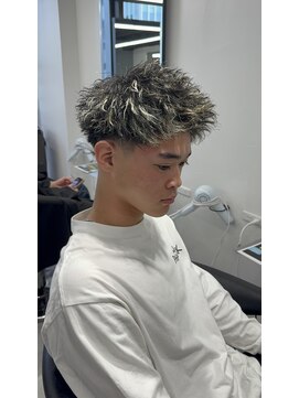 ステラ(STELLA) ツイストスパイラル/メンズサロン/メンズ/眉毛カット/ツイスパ