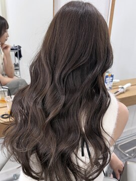 ヒイロ(hiilo.) 綺麗に見せたいオトナ女子必見！髪色で差がつくモカブラウン♪