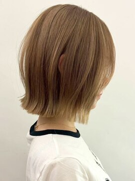 エリマ 横浜西口(elima) 横浜西口白髪染めタッセルボブミルクティーベージュカラー韓国