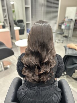 ジエクト カナウ(The Ect canow) コテ巻き風パーマ 無重力パーマ 韓国風パーマ ココアブラウン