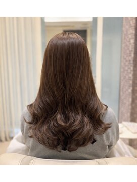 アピッシュ ギンザ(apish ginza) 韓国風コテ巻き風大きめゆるふわパーマ