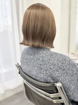 オウル(Owll)&nbsp;＊肩上ライン外ハネ切りっぱなしくびれ巻きボブ＊