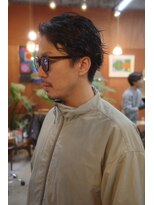 エディ(Edy)&nbsp;メンズセンターパートフェザーパーマケアパーマ眉毛カット岡山