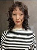 ミディアムウルフカット、ニュアンスパーマ