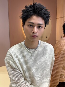 グロー 大宮(GLROW) ⇔ピンパーマスパイキーショート