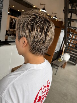 リドル ヘアー 駒生店(Riddle HAIR) 立体感ハイトーンショート