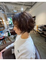 ビハインドザカーテン(BEHIND THE CURTAIN)&nbsp;ショートレイヤーボブ×くせ毛風パーマ