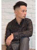 クオンヒール 都島店(QUON HEAL) 束感ショート刈り上げ黒髪アップバングフェード