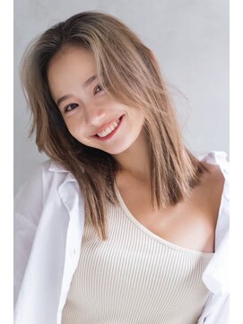 レニーバイエース(LANY by ACE) 【LANY 横浜】ぱっつりストレートヘア×ミルクティーベージュ