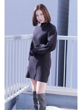 ノイン(noine) #2024#グレージュ#冬#春＃ミディアム＃ストレート