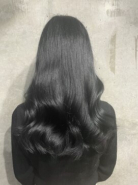 カリーナコークス 原宿 渋谷(Carina COKETH) ブルーブラック/インナーカラー/ダブルカラー/レイヤーカット