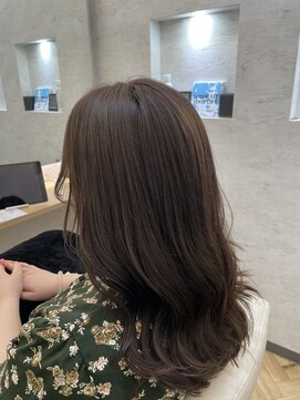 エクラートリアーラ 藤沢店(ECLART Reala) アッシュブラウン