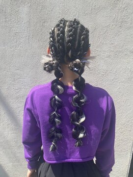 インフィニティー infinity HAIR SPACE BLOOM コーンロウ