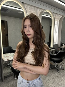 ボタン ハカタ(VOTAN hakata) 博多/韓国ヘア/センター分け/ミルクティーベージュ/レイヤー