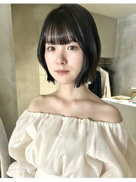 ハウ 心斎橋(how) 20代30代透明感暗髪アッシュブルーグレージュ丸みボブ