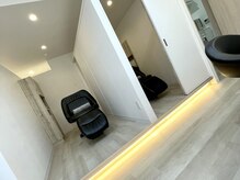 ヘッドスパ資格取得◎頭全体にお湯をかけ流す「頭浸浴」取扱い！