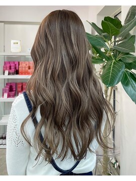 アディション 新宿(ADITION) 【韓国】艶感ハイライトミルクティーグレージュレイヤーカット