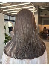 シキムーン 横浜(siki MOON) greige color