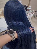 ヘアーアンドメイク ビス(HAIR&MAKE bis)&nbsp;卒業カラー☆ネイビーブルーで大人っぽく【ココネ】